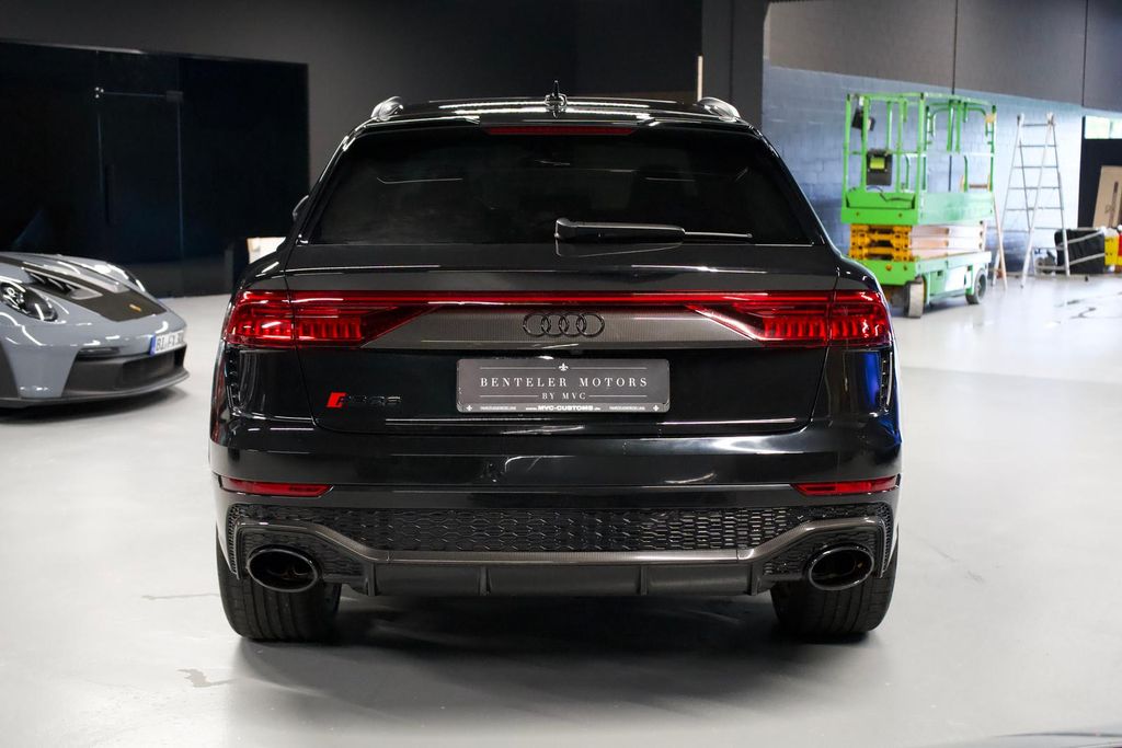 Audi RSQ8 2024