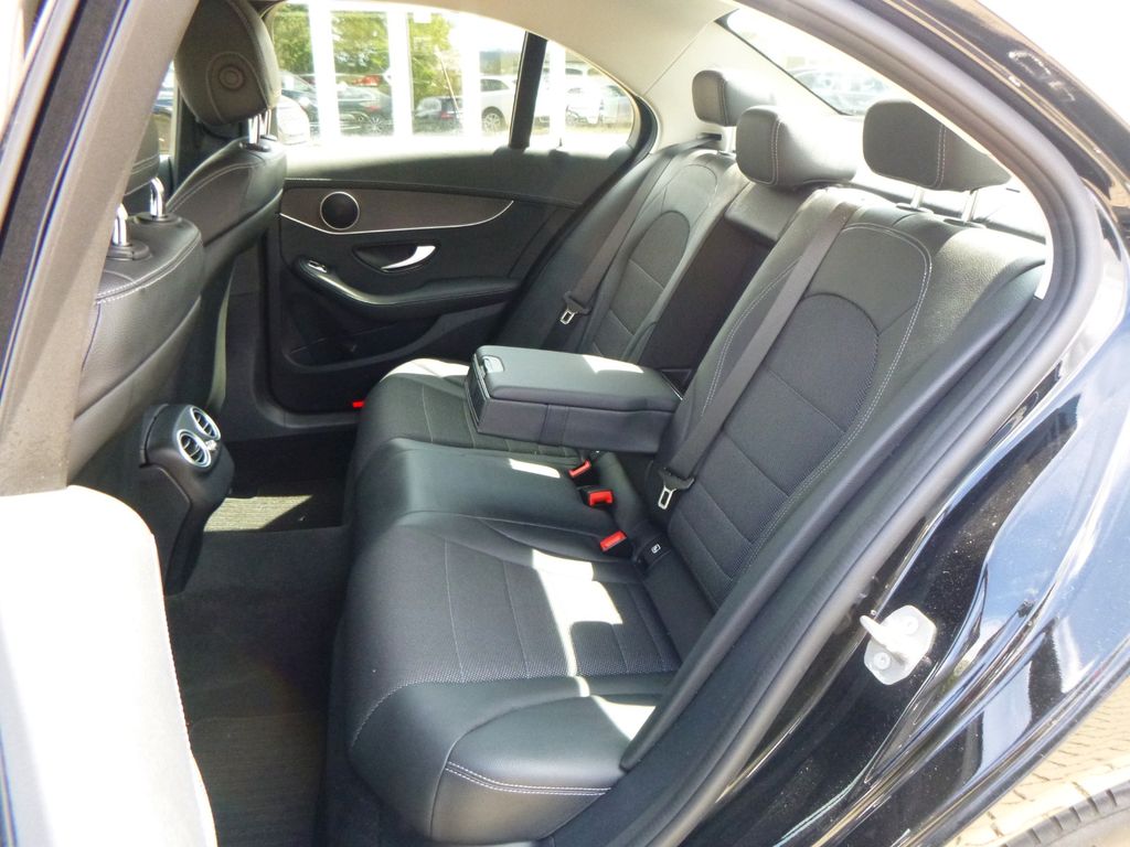 Mercedes-Benz C 200 2021