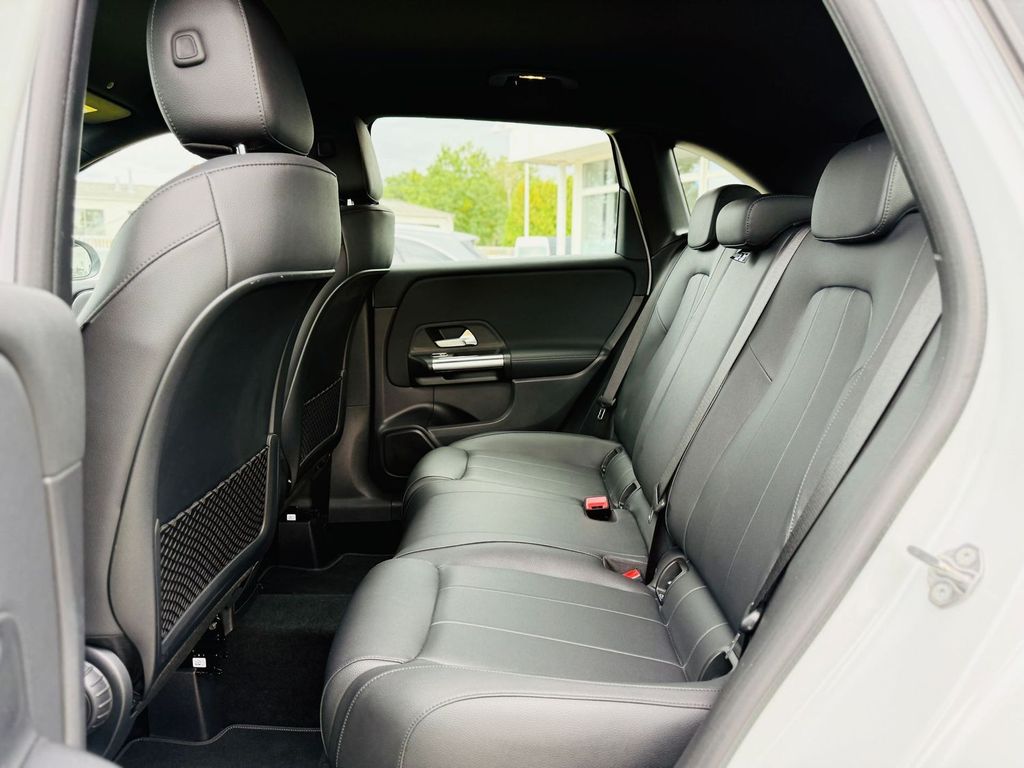 Mercedes-Benz B 250 2022