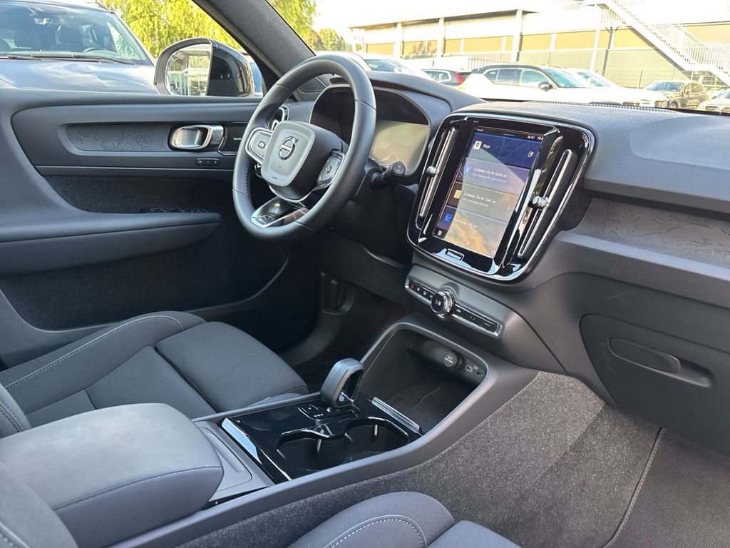 Volvo XC40 2023