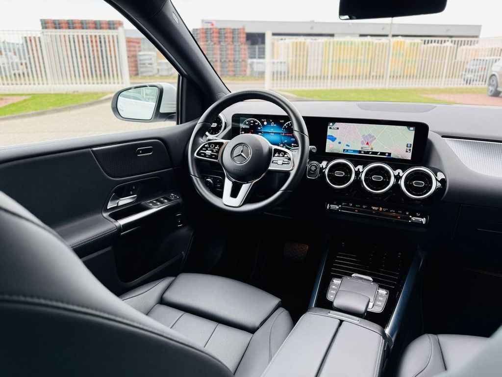 Mercedes-Benz B 250 2022