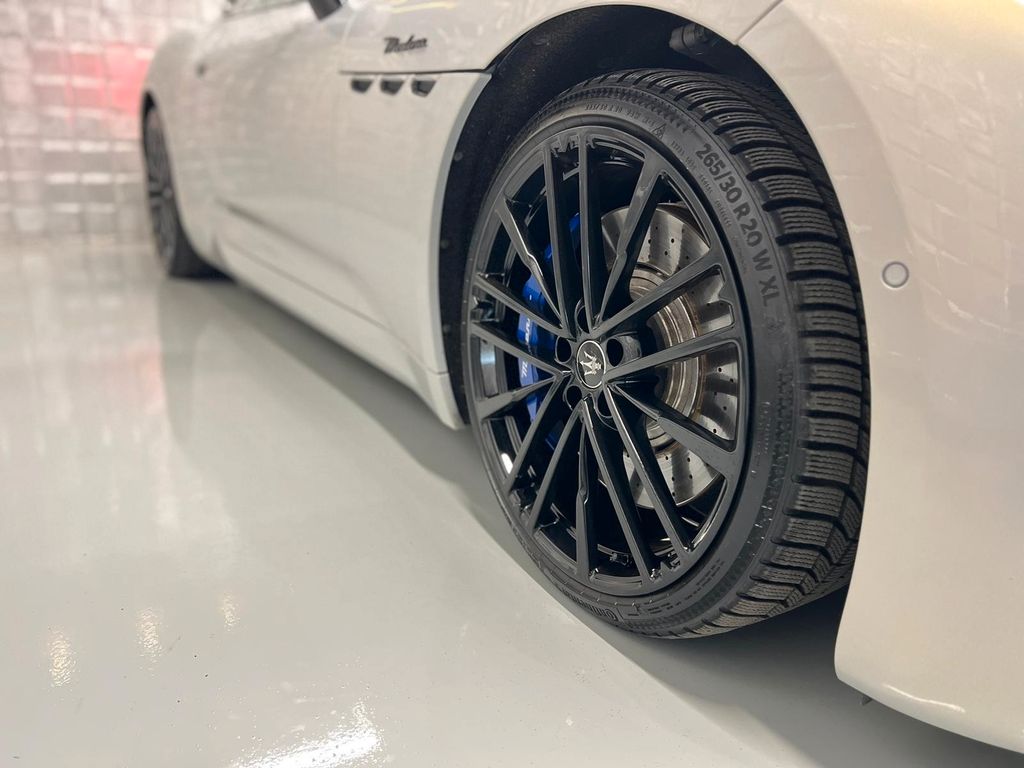 Maserati Granturismo 2023