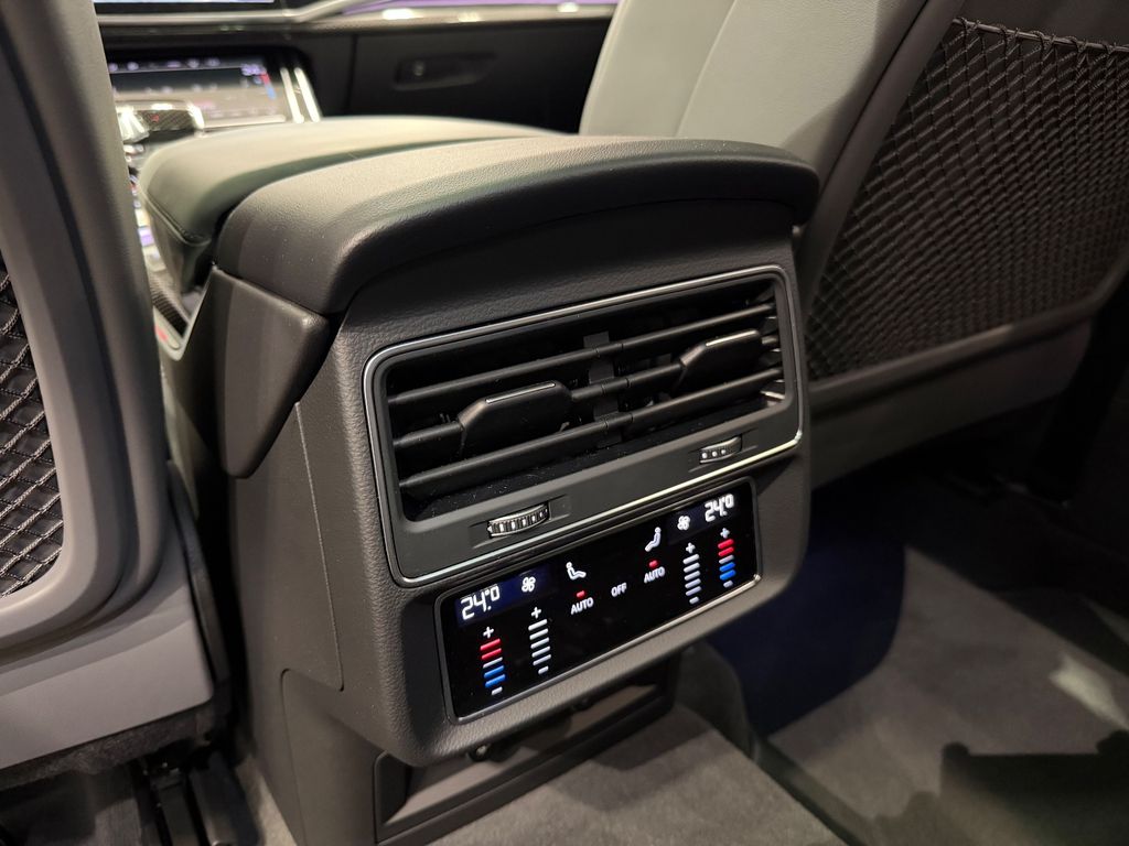 Audi SQ8 2022