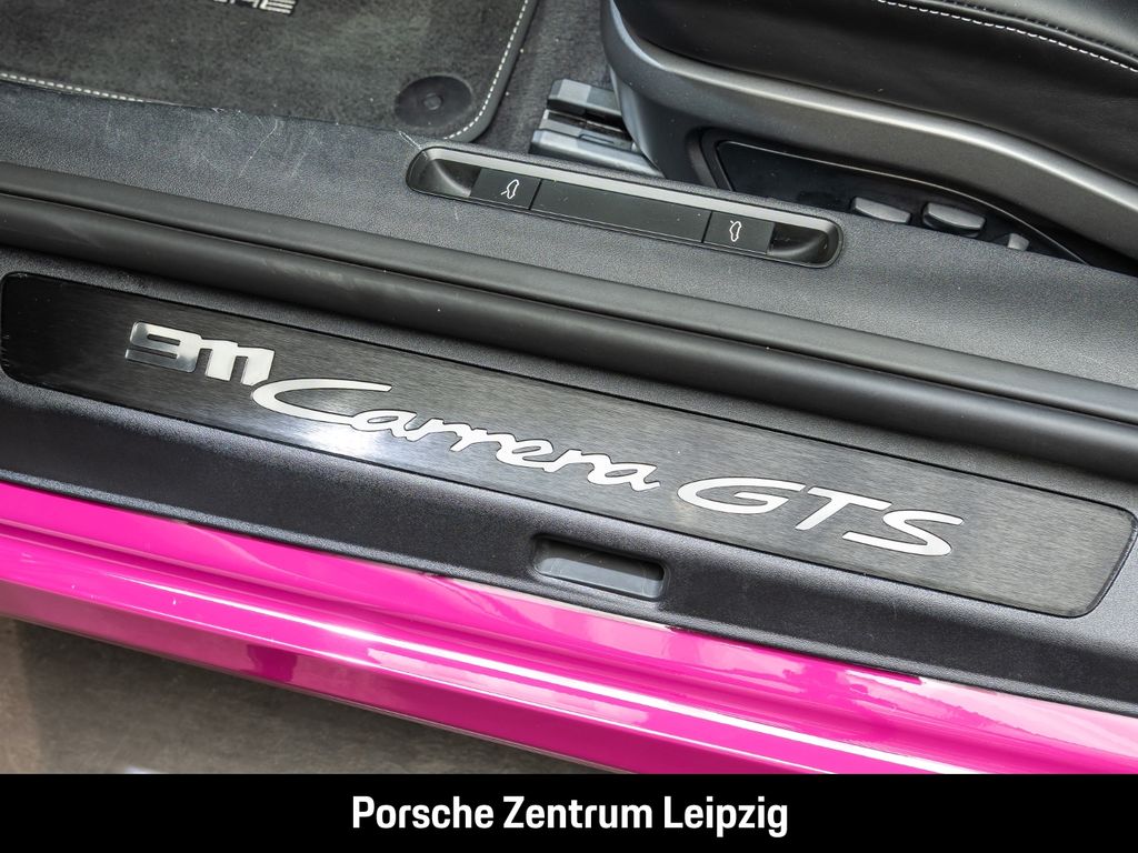 Porsche 992 2023