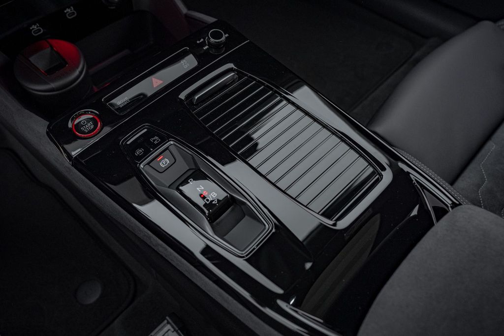 Audi A6 e-tron 2025