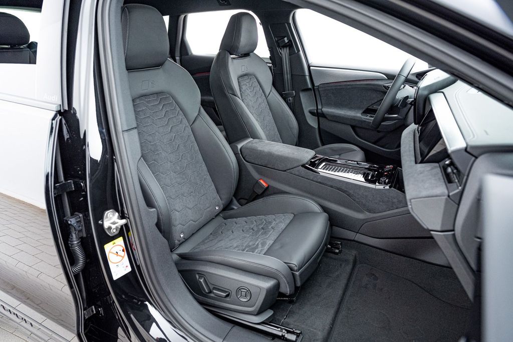 Audi A6 e-tron 2025