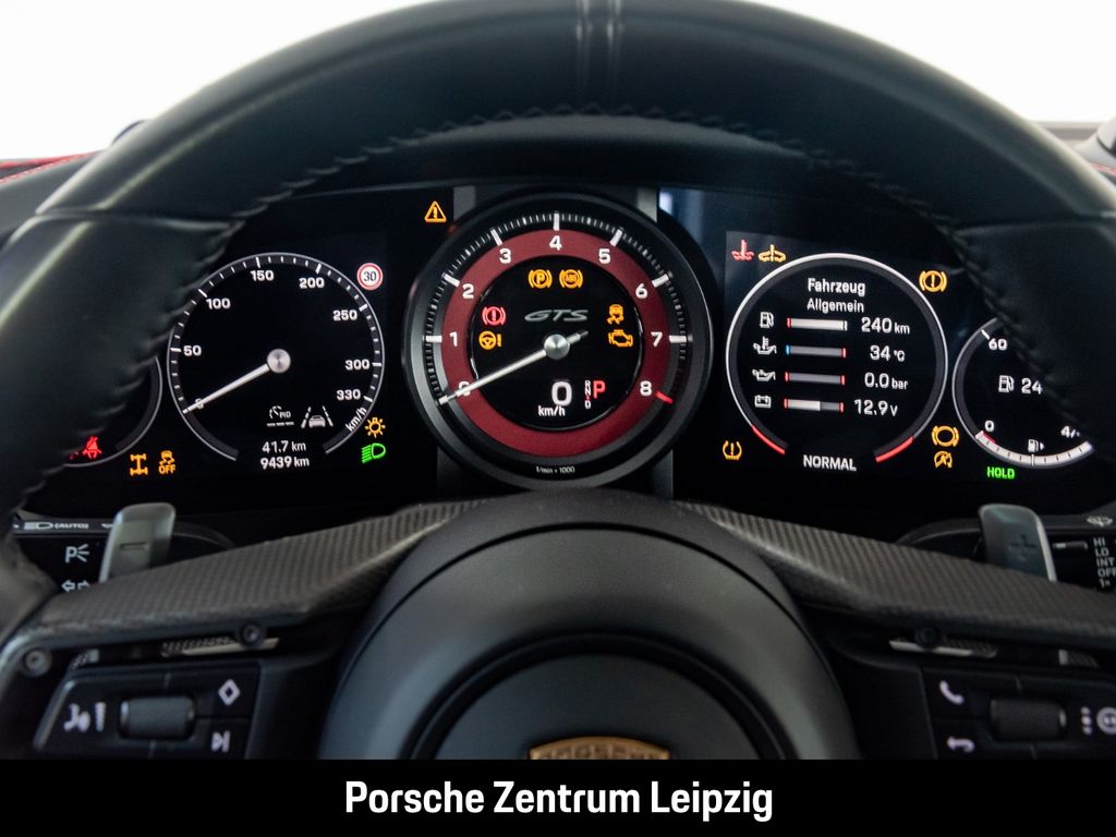 Porsche 992 2023
