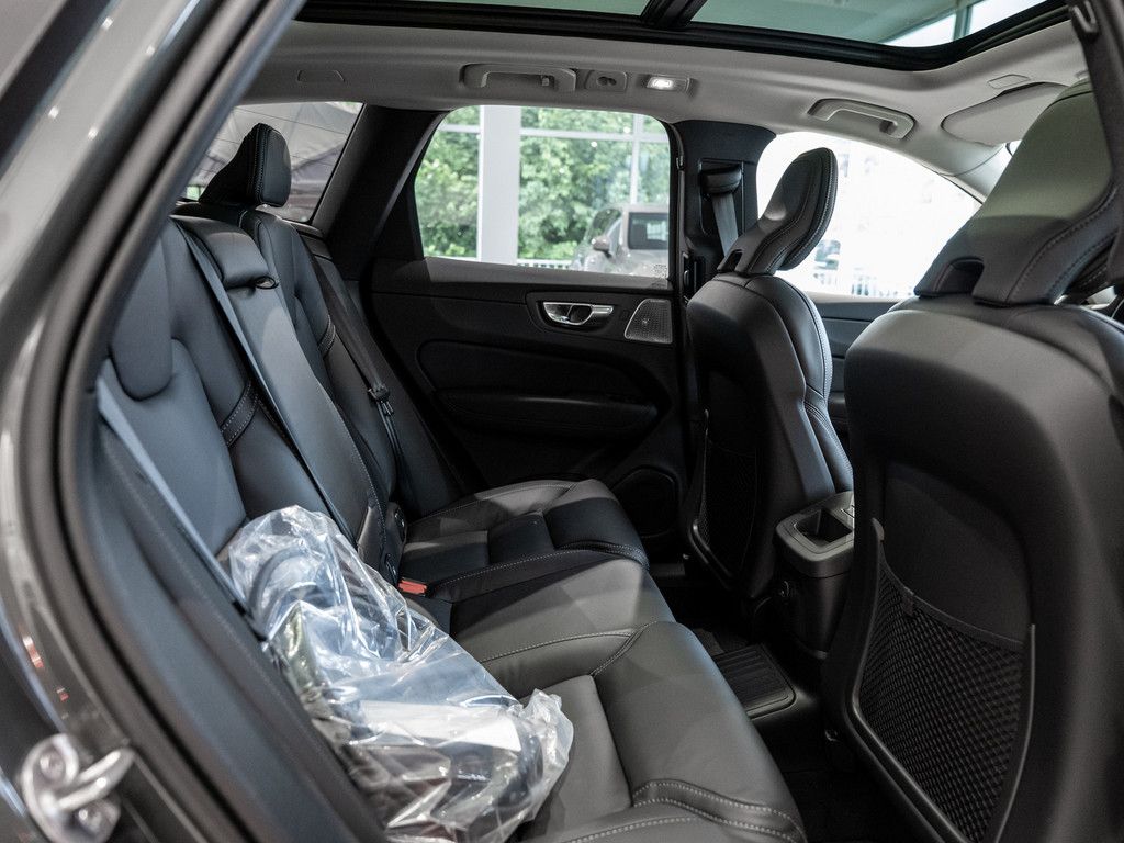 Volvo XC60 2025