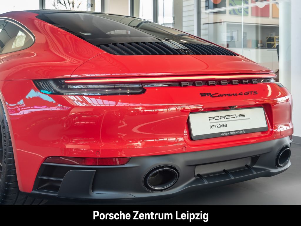 Porsche 992 2023