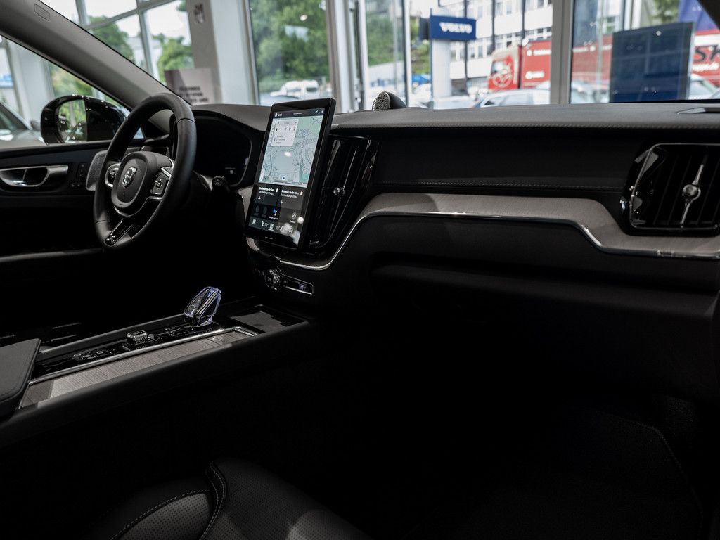 Volvo XC60 2025