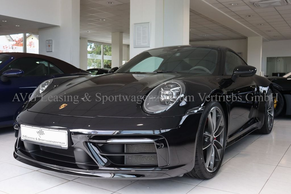 Porsche 992 2024