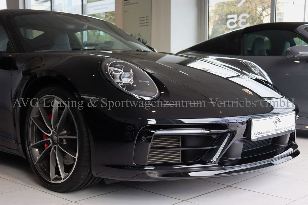 Porsche 992 2024
