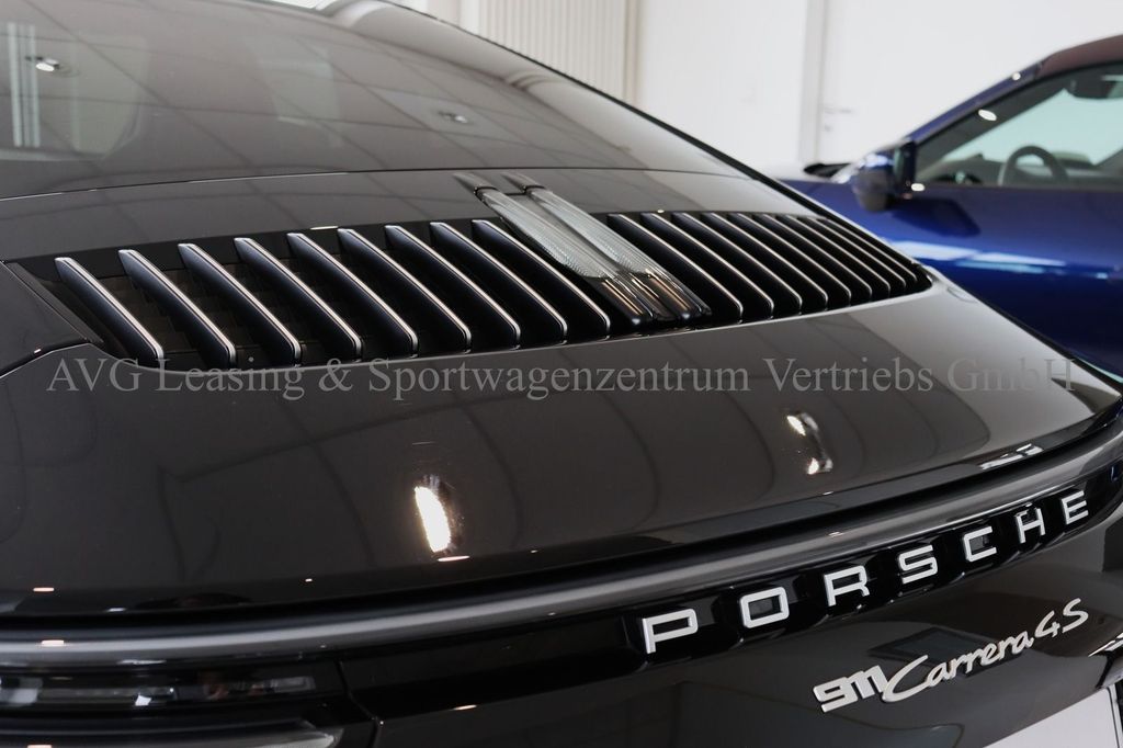 Porsche 992 2024