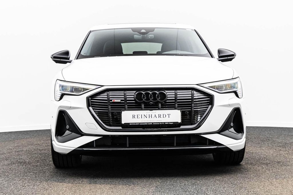 Audi e-tron 2022