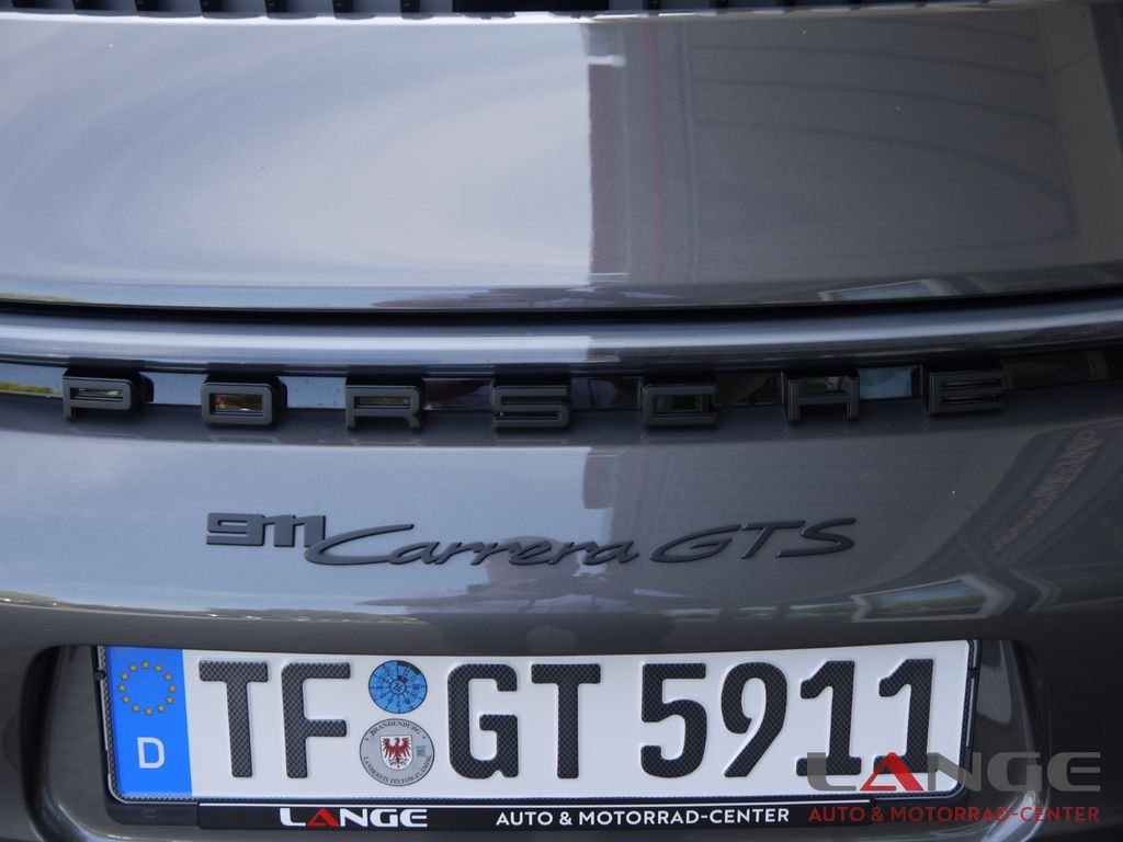 Porsche 992 2023