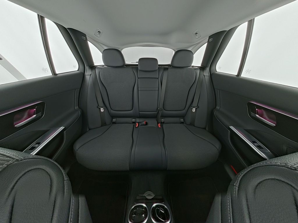 Mercedes-Benz C 200 2024