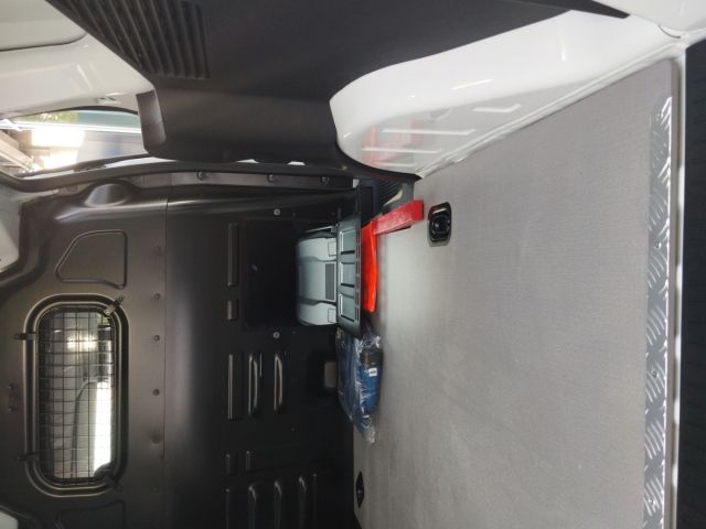 Ford Transit Courier 2025