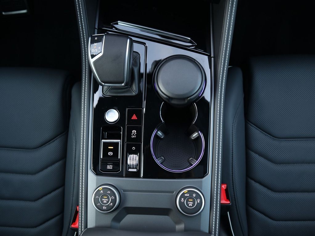 Volkswagen Touareg 2025