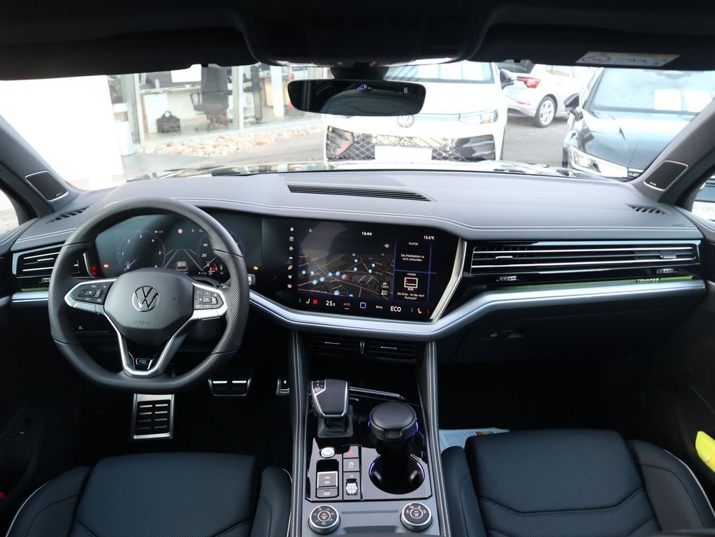 Volkswagen Touareg 2025