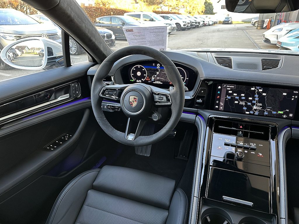 Porsche Panamera 2025