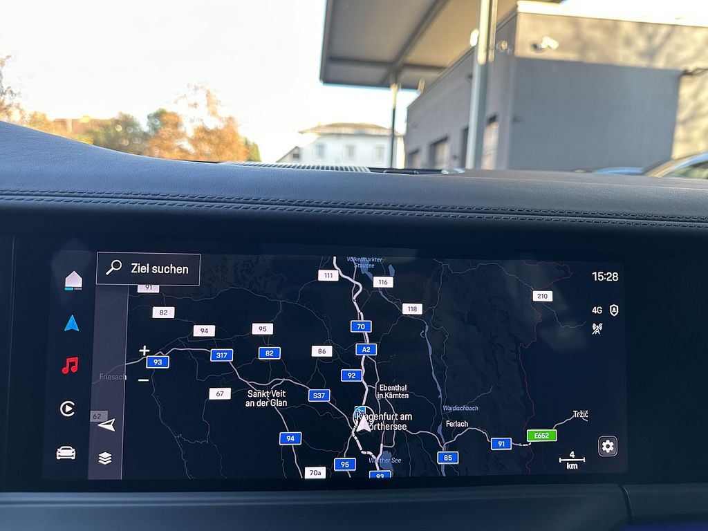 Porsche Panamera 2025