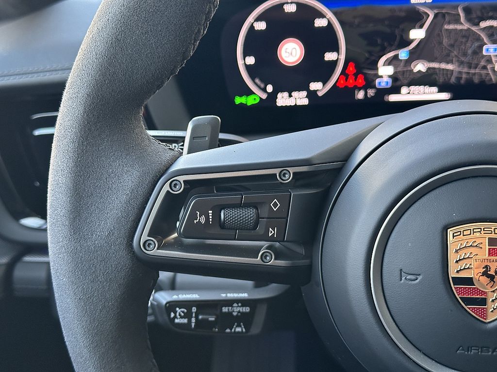 Porsche Panamera 2025