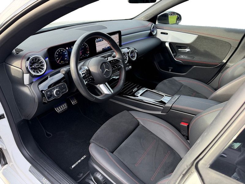 Mercedes-Benz CLA 200 2024