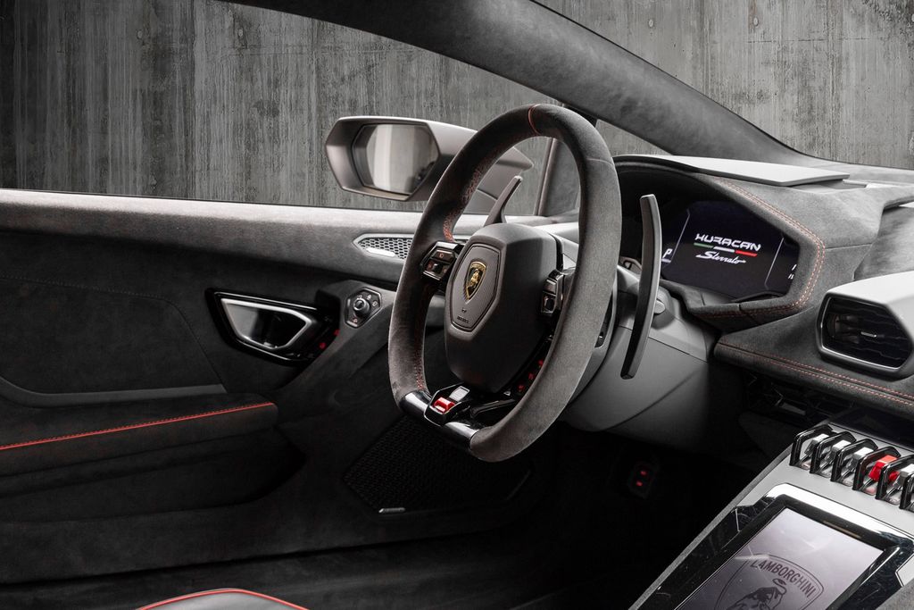 Lamborghini Huracán 2024