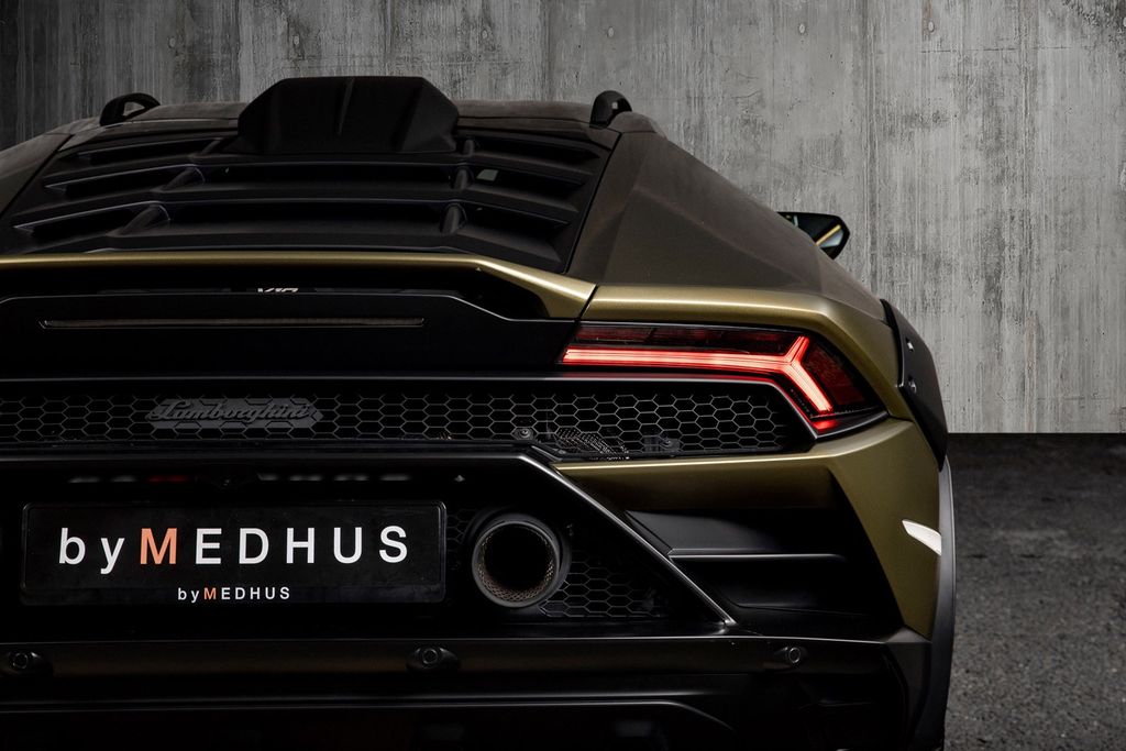 Lamborghini Huracán 2024