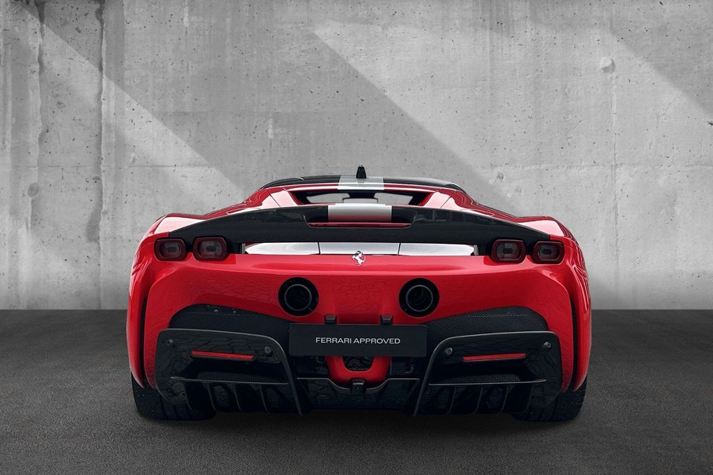 Ferrari SF90 2022