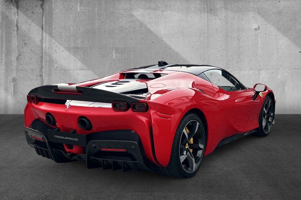 Ferrari SF90 2022