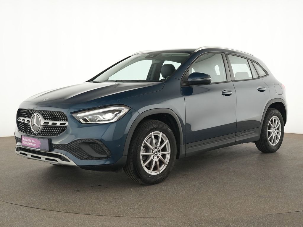 Mercedes-Benz GLA 180 2022