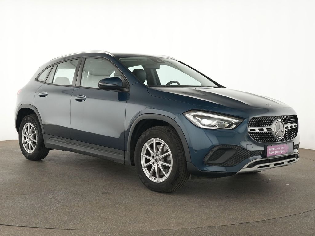 Mercedes-Benz GLA 180 2022