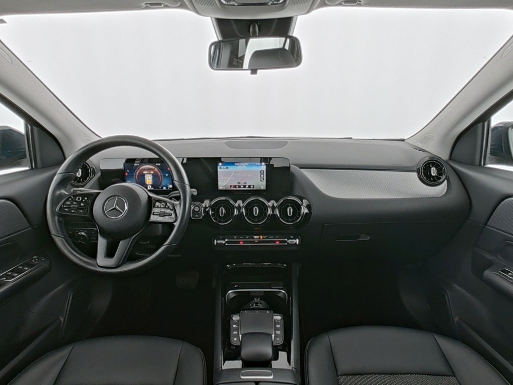 Mercedes-Benz GLA 180 2022