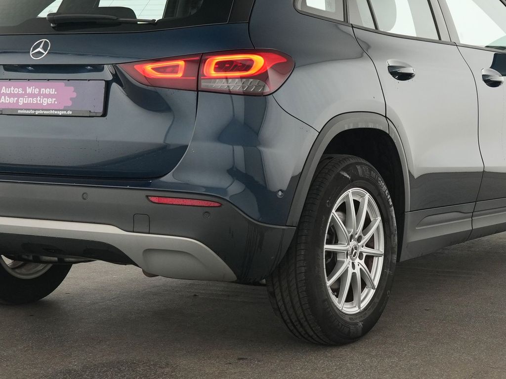 Mercedes-Benz GLA 180 2022