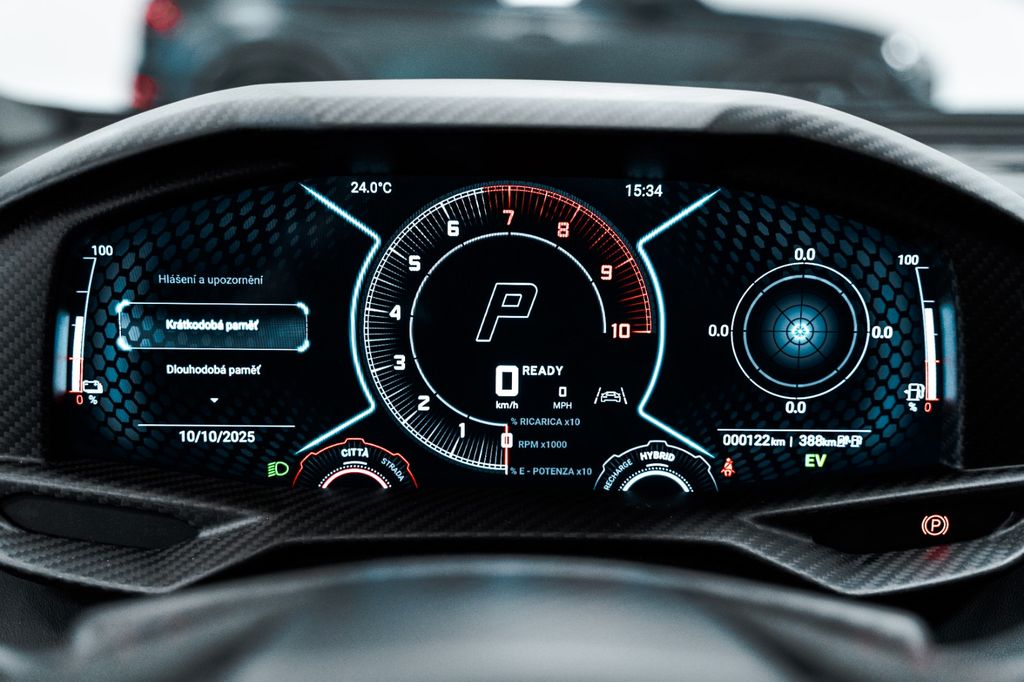 Lamborghini Revuelto 2025