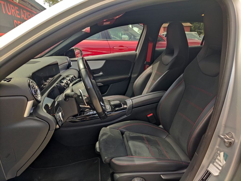 Mercedes-Benz Other 2021