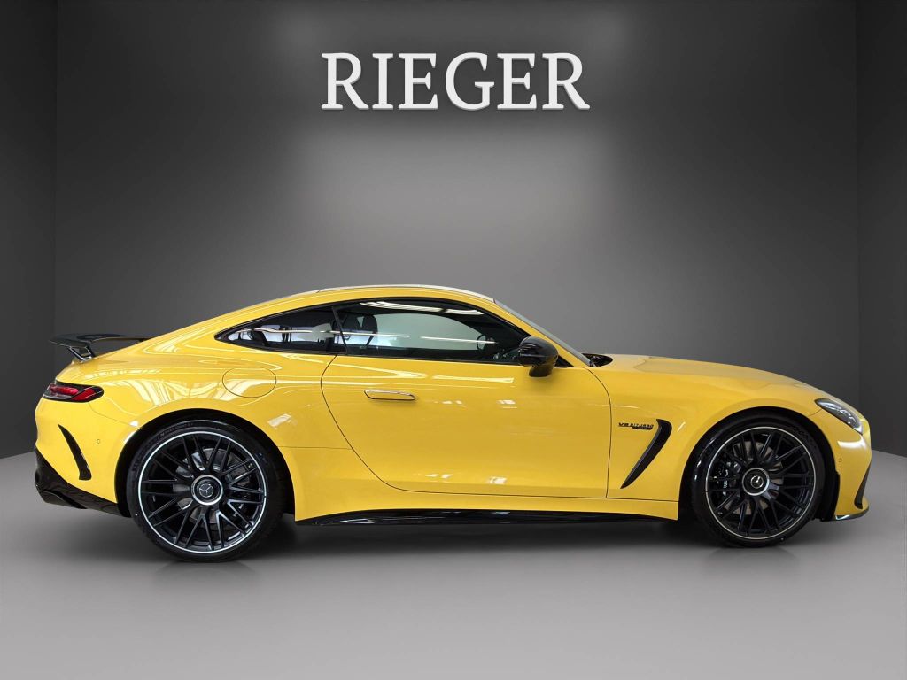 Mercedes-Benz AMG GT 2024