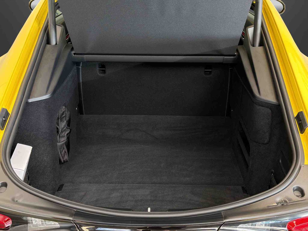 Mercedes-Benz AMG GT 2024