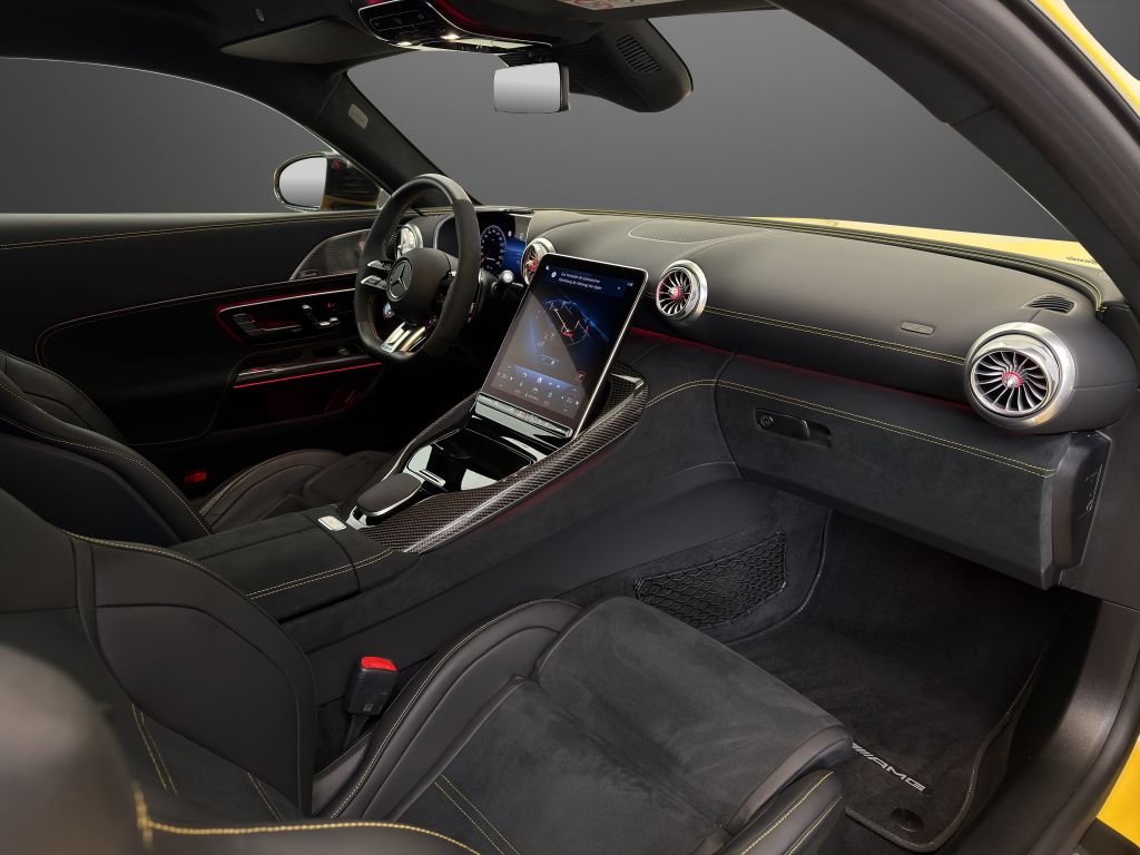 Mercedes-Benz AMG GT 2024