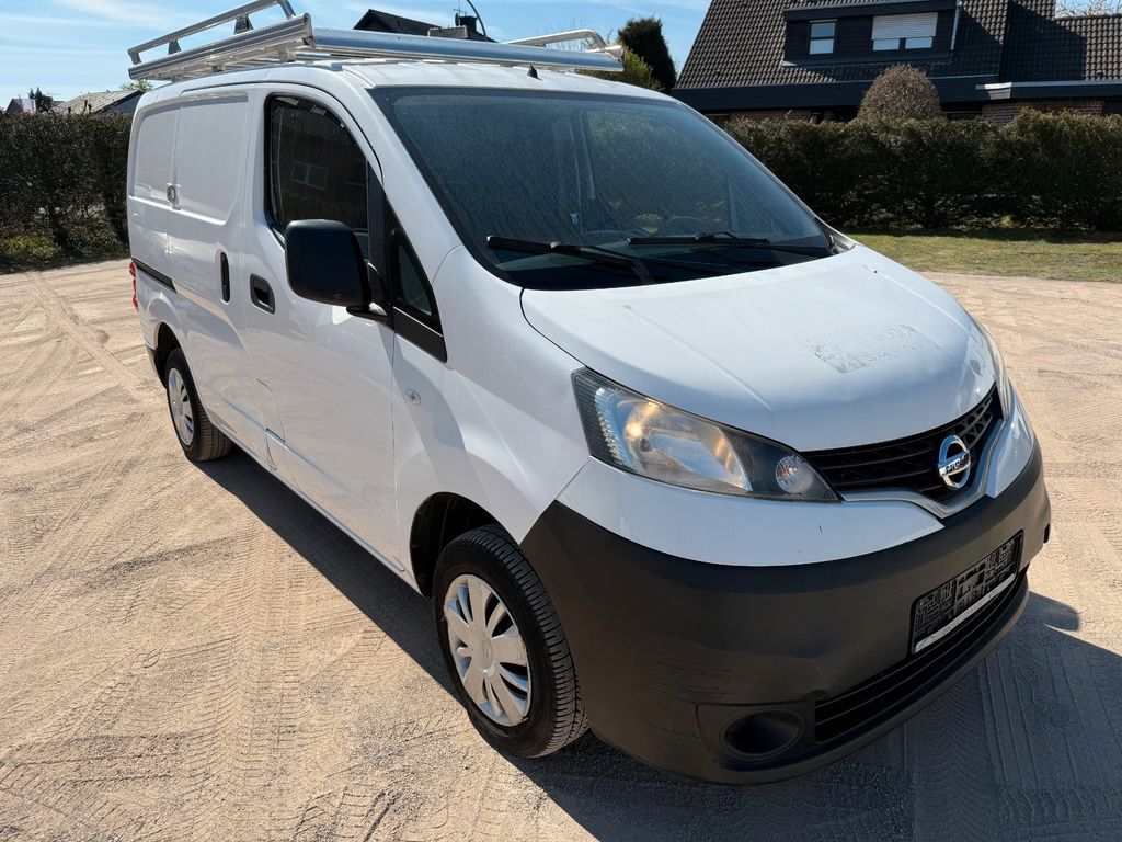 Nissan NV200 2016