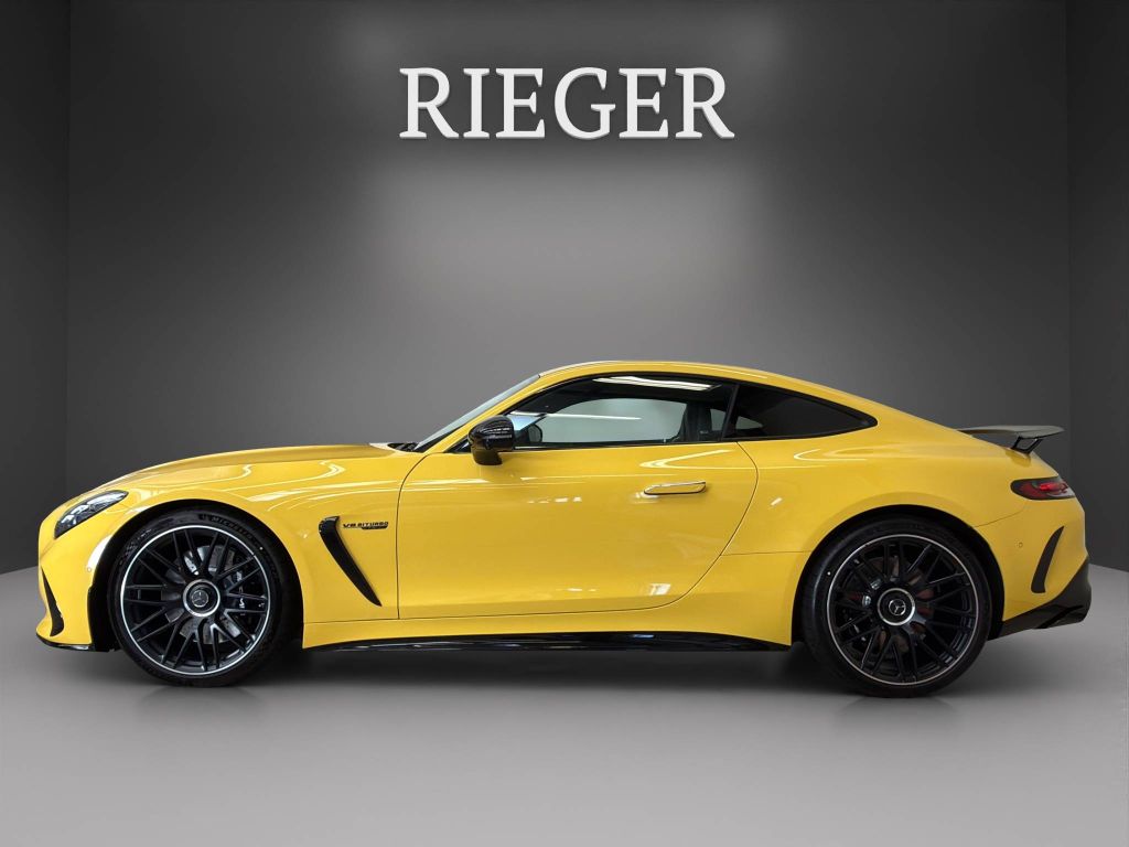 Mercedes-Benz AMG GT 2024