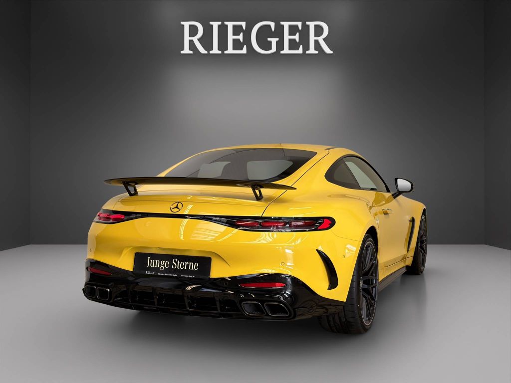 Mercedes-Benz AMG GT 2024