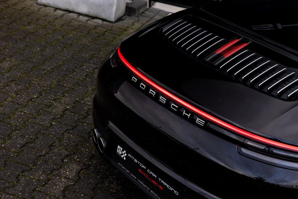Porsche 992 2020
