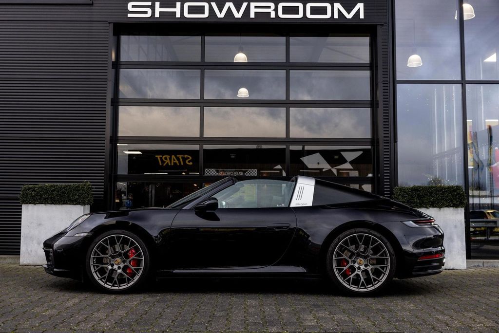 Porsche 992 2020