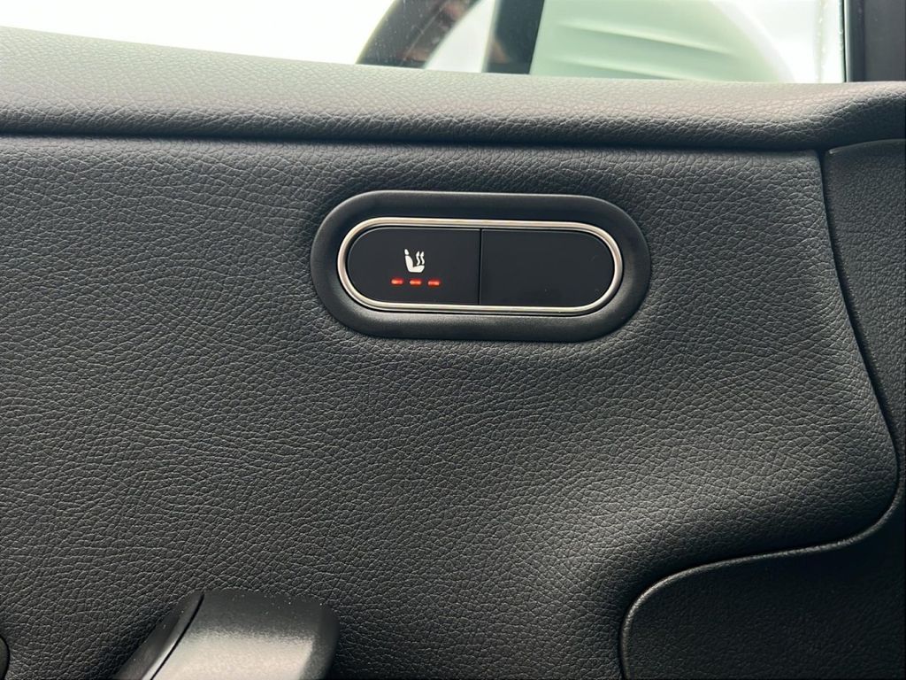 Mercedes-Benz A 200 2022