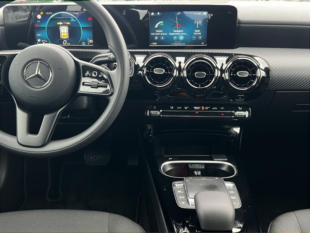 Mercedes-Benz A 200 2022