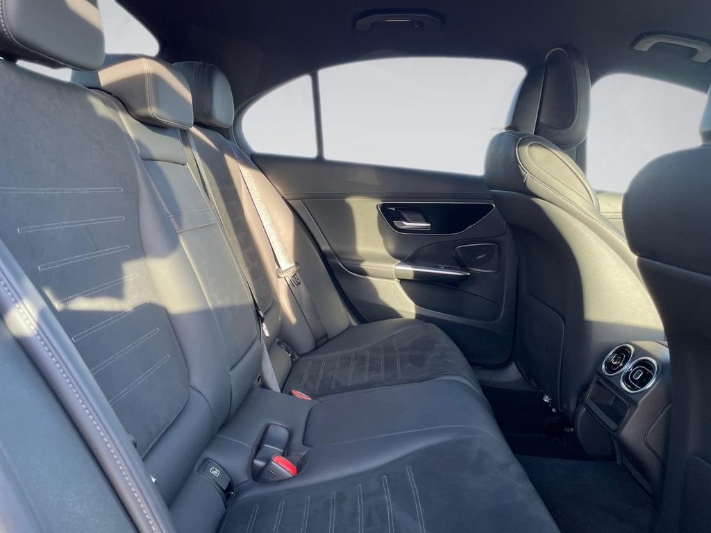 Mercedes-Benz C 200 2024