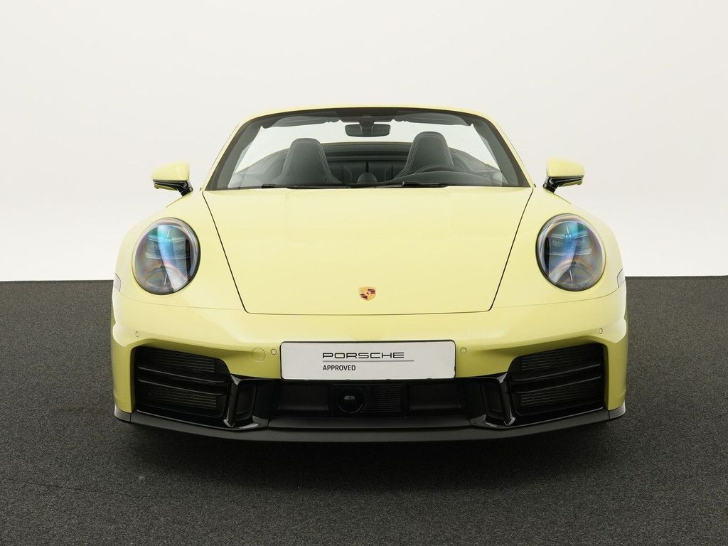 Porsche 992 2025