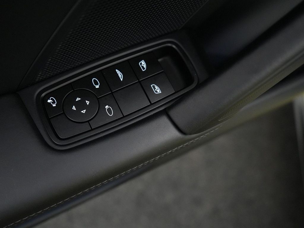 Porsche 992 2025